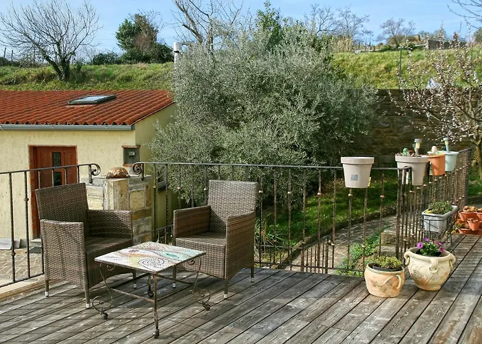 アパート Dezo Istria イゾラ